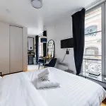 203 - Studio Tout Equipe Paris 5